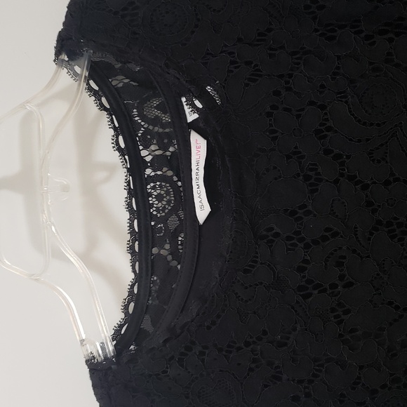 Beautiful Lace Isaac Mizrahi Live Black Cold Shoulder Lined Top - Picture 4 of 9